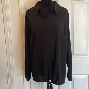 Susan Graver black blouse. Button down w/tie at bottom. 18w. Buttons at wrist